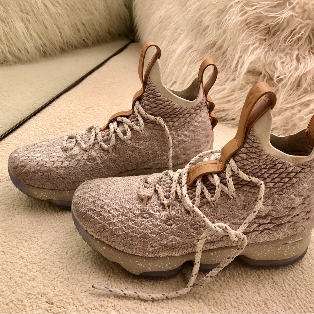 Nike LeBron 15 “Ghost” Limited Edition